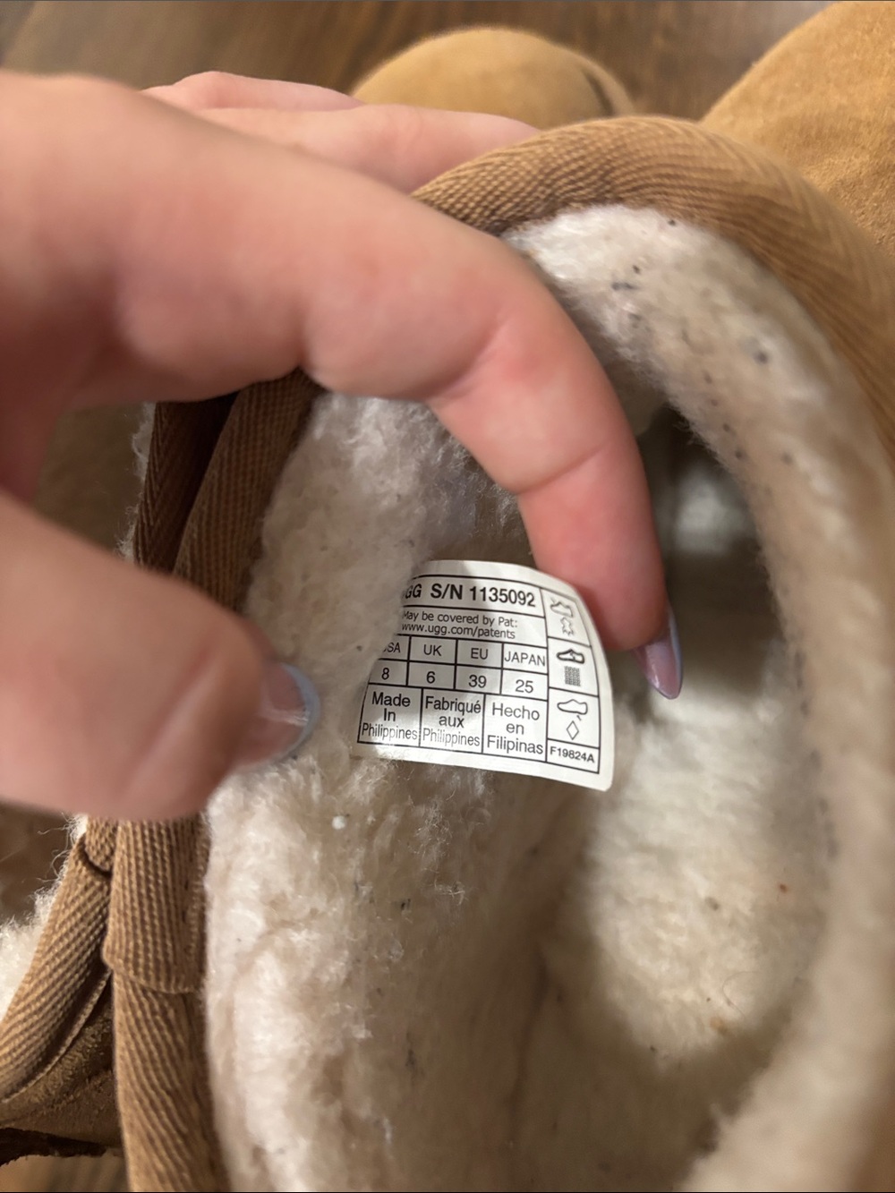 UGG Platform Mini - Size 8 Women - Picture 2 of 5
